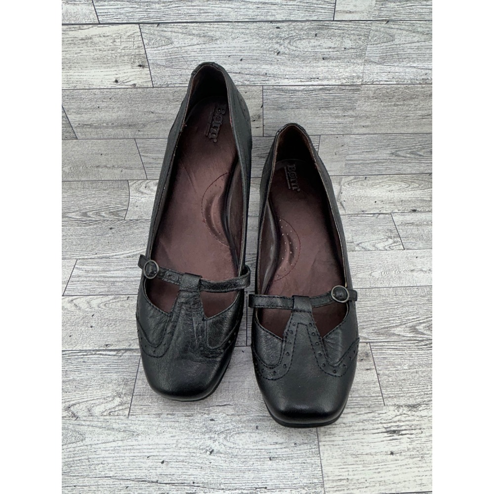 Born Black Leather Mary Jane T-Strap Brogue Pumps W3428 H7 Women Sz US 10 EU 42